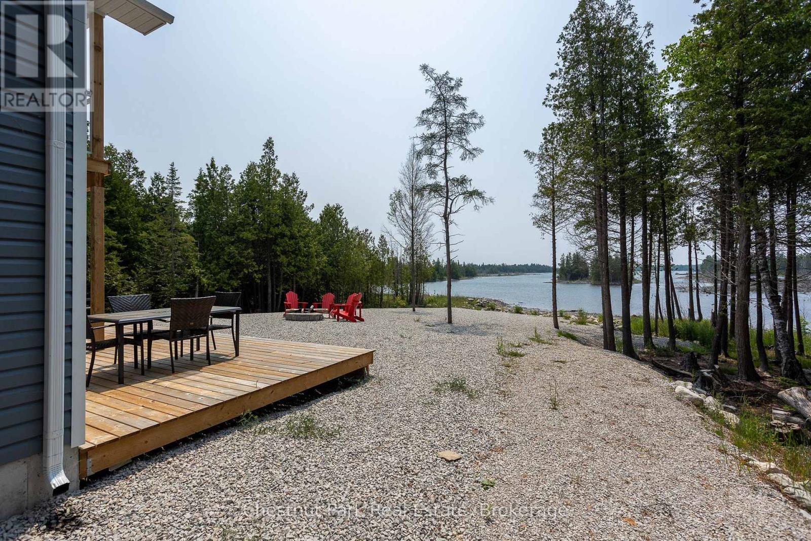 277 Eagle Road, Northern Bruce Peninsula, Ontario  N0H 2R0 - Photo 11 - X12106529