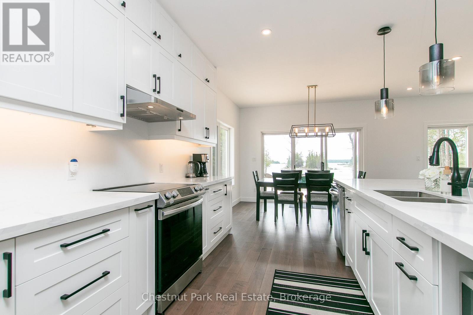 277 Eagle Road, Northern Bruce Peninsula, Ontario  N0H 2R0 - Photo 16 - X12106529