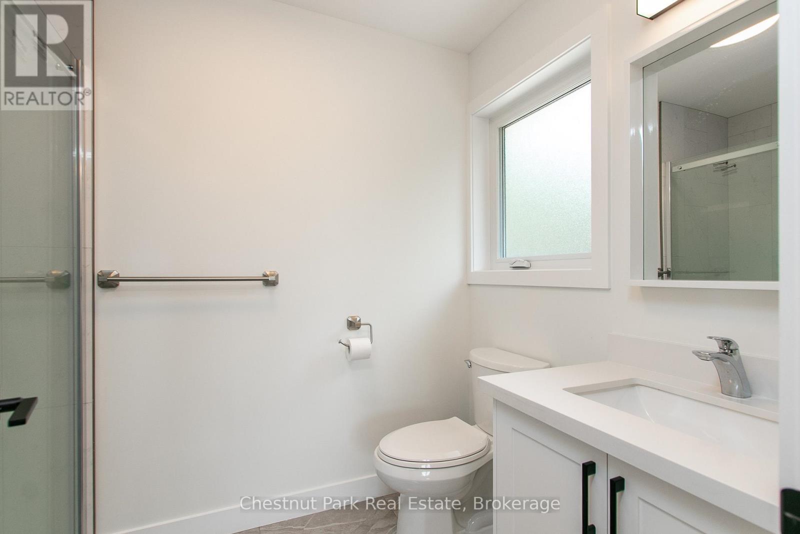277 Eagle Road, Northern Bruce Peninsula, Ontario  N0H 2R0 - Photo 32 - X12106529