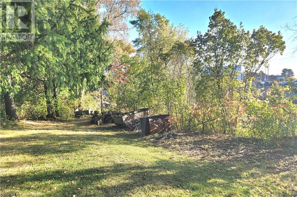 111 Riverbank Drive N, Cambridge, Ontario  N3H 4R6 - Photo 3 - 40721918
