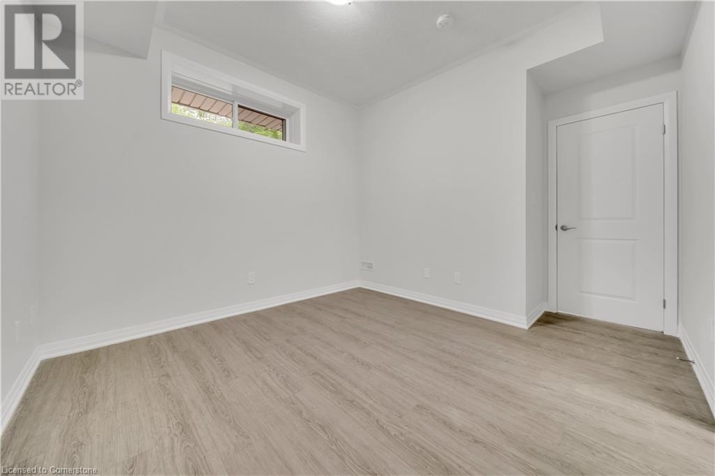 25 Isherwood Avenue Unit# B21, Cambridge, Ontario  N1R 3H5 - Photo 16 - 40721953