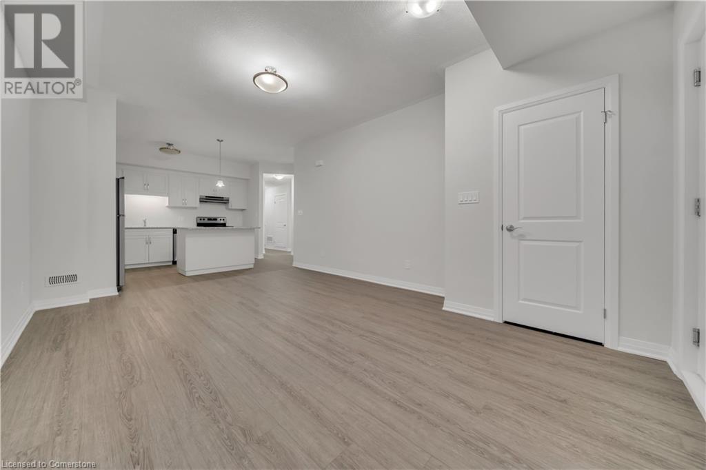 25 Isherwood Avenue Unit# B21, Cambridge, Ontario  N1R 3H5 - Photo 6 - 40721953