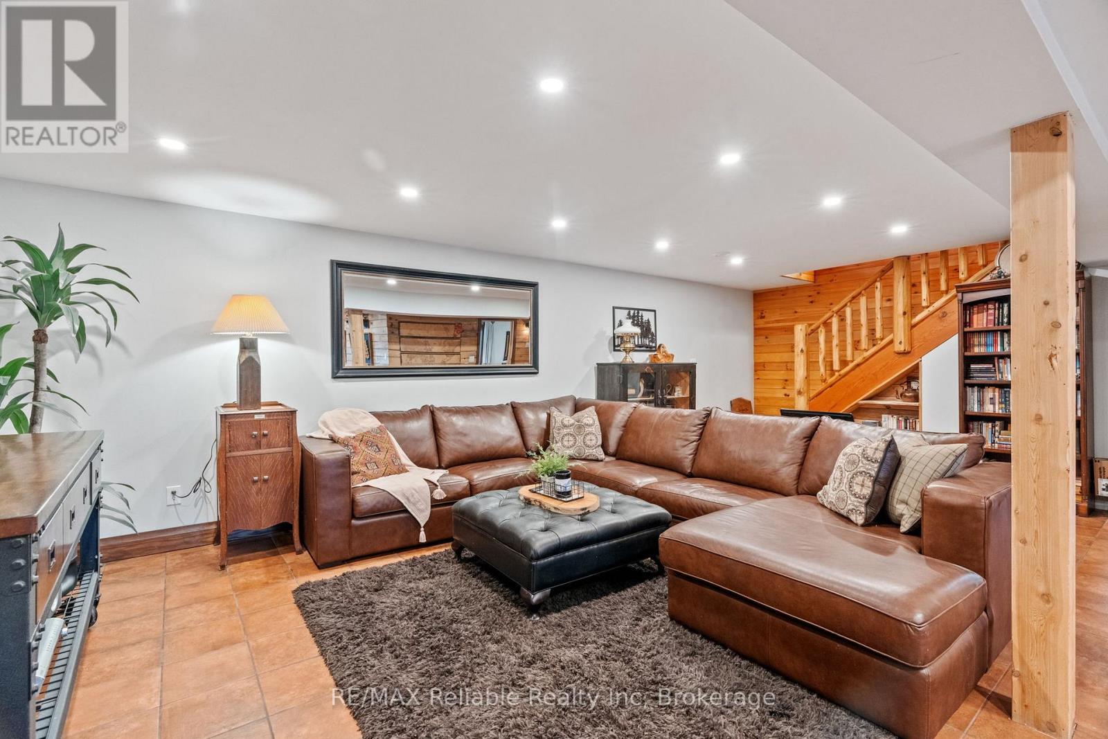 76630 Wildwood Line, Bluewater, Ontario  N0M 1G0 - Photo 31 - X12107114