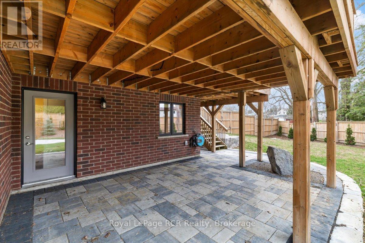 111 Macdonald Crescent, West Grey, Ontario  N0G 1R0 - Photo 32 - X12107166