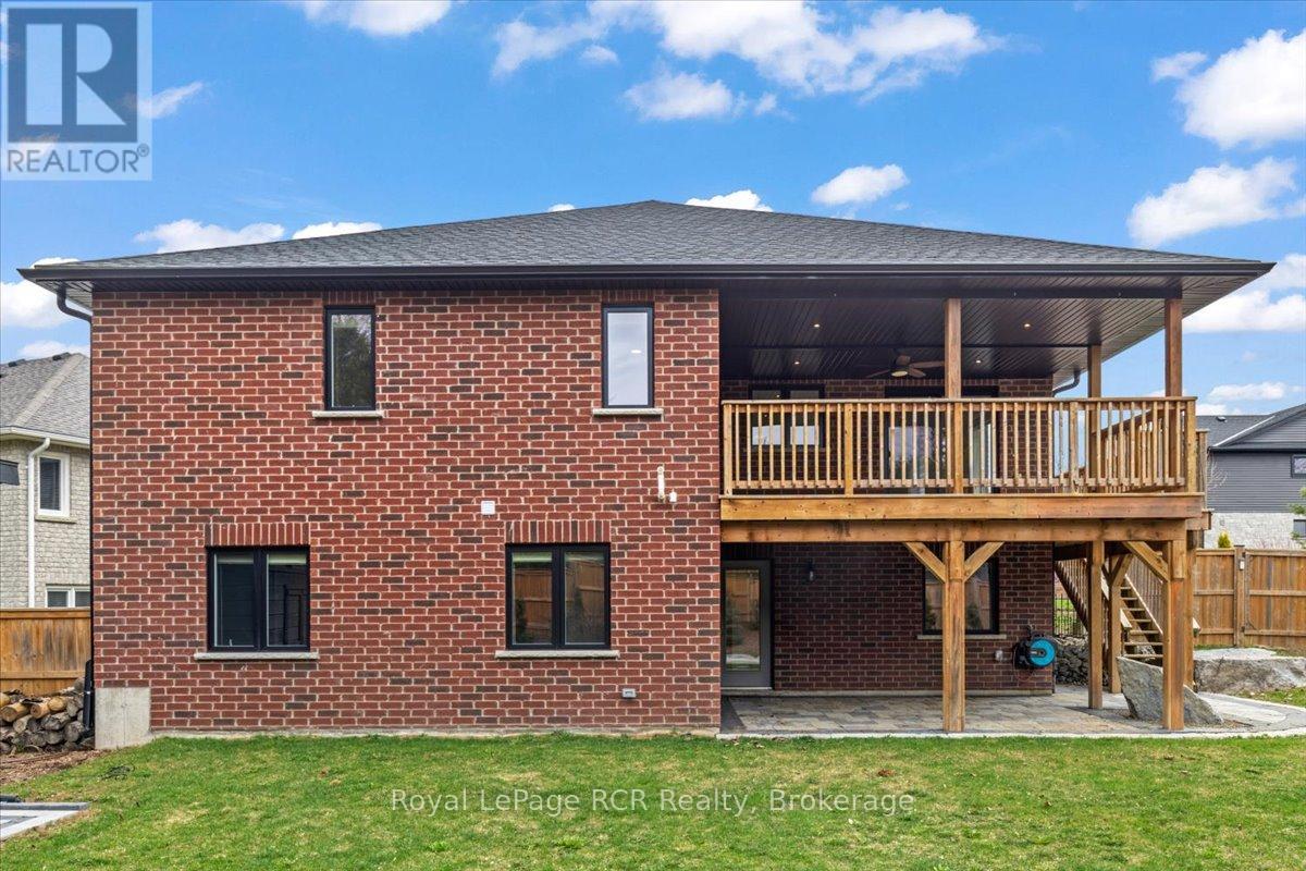 111 Macdonald Crescent, West Grey, Ontario  N0G 1R0 - Photo 34 - X12107166