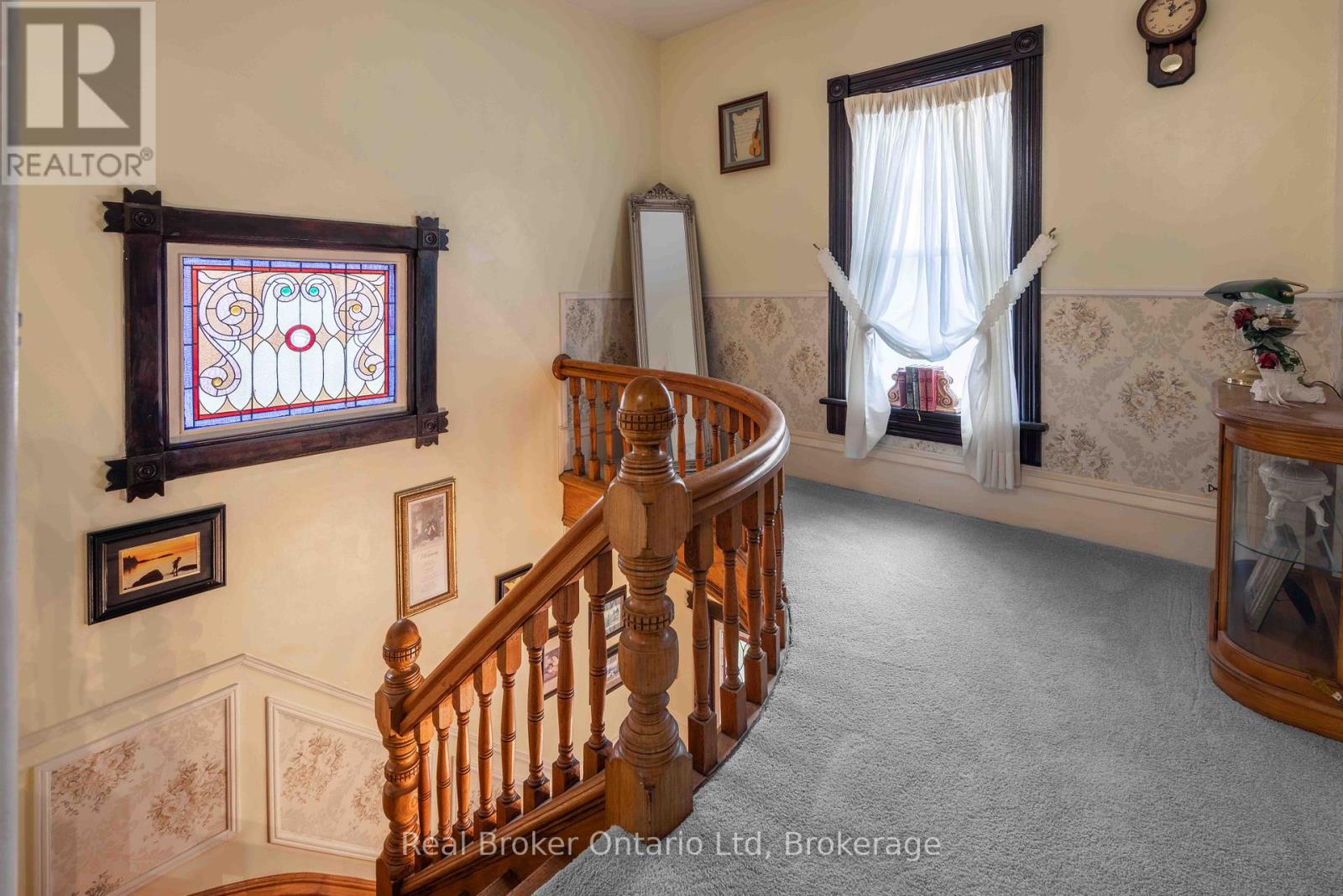 295 Livingstone Avenue N, North Perth, Ontario  N4W 1P8 - Photo 14 - X12107490