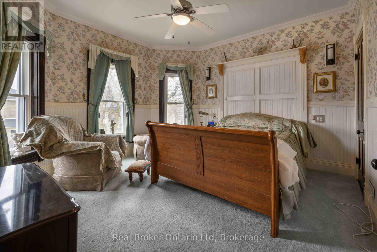 295 Livingstone Avenue N, North Perth, Ontario  N4W 1P8 - Photo 15 - X12107490