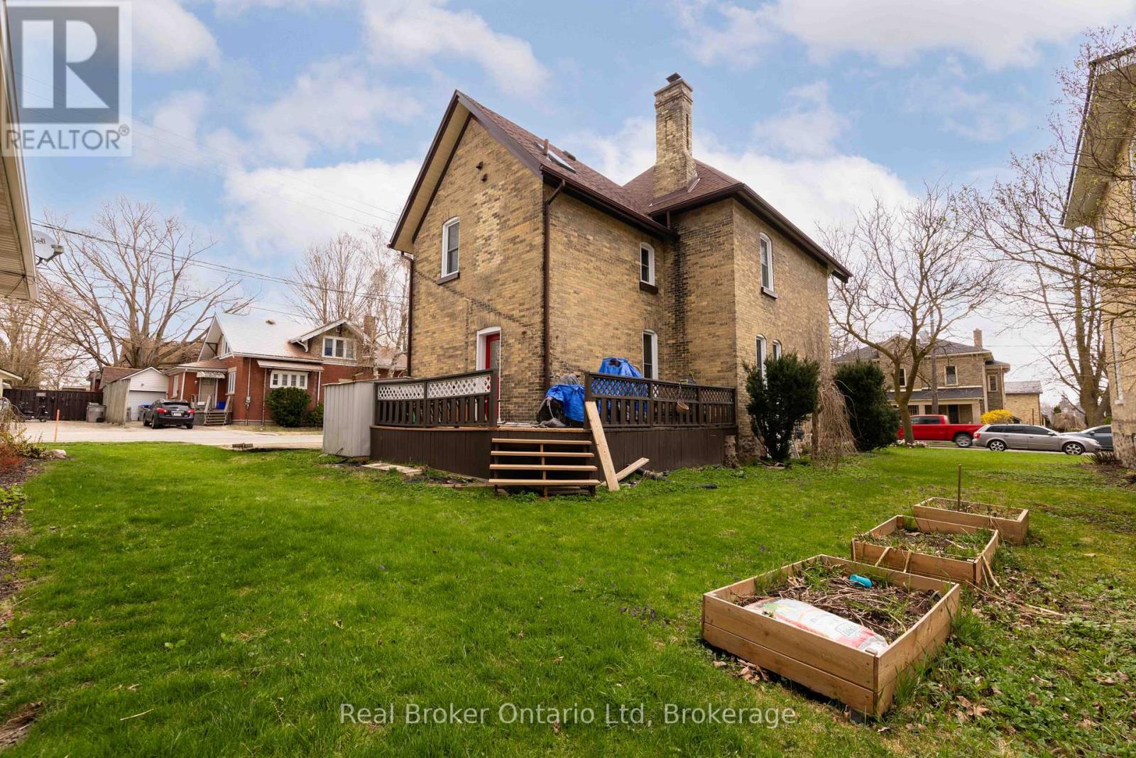 295 Livingstone Avenue N, North Perth, Ontario  N4W 1P8 - Photo 25 - X12107490