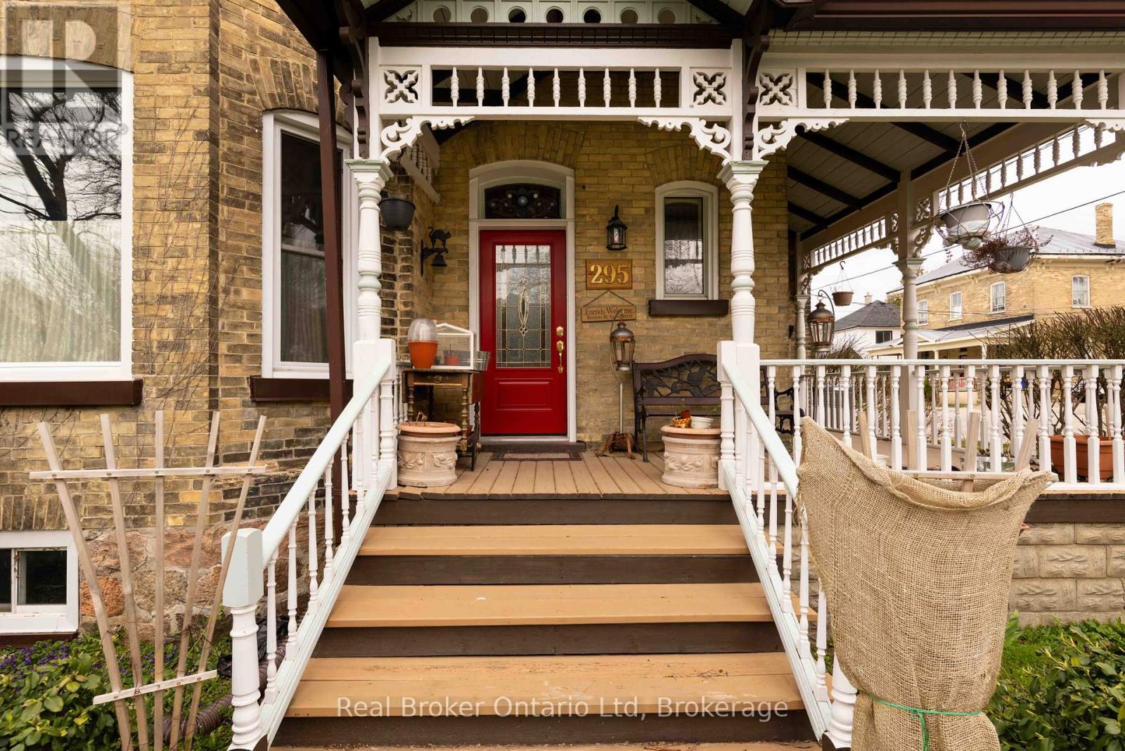 295 Livingstone Avenue N, North Perth, Ontario  N4W 1P8 - Photo 3 - X12107490