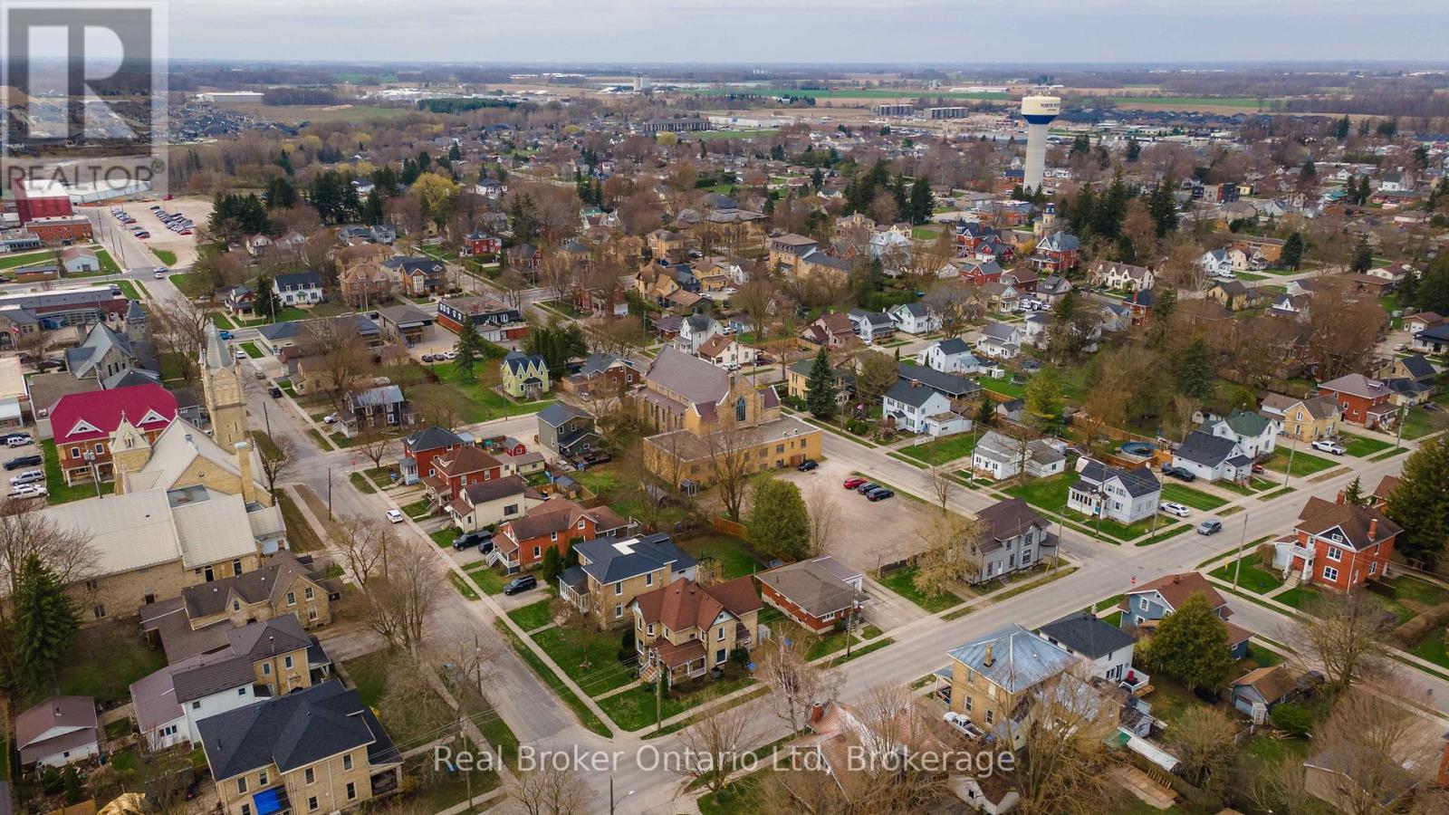 295 Livingstone Avenue N, North Perth, Ontario  N4W 1P8 - Photo 30 - X12107490