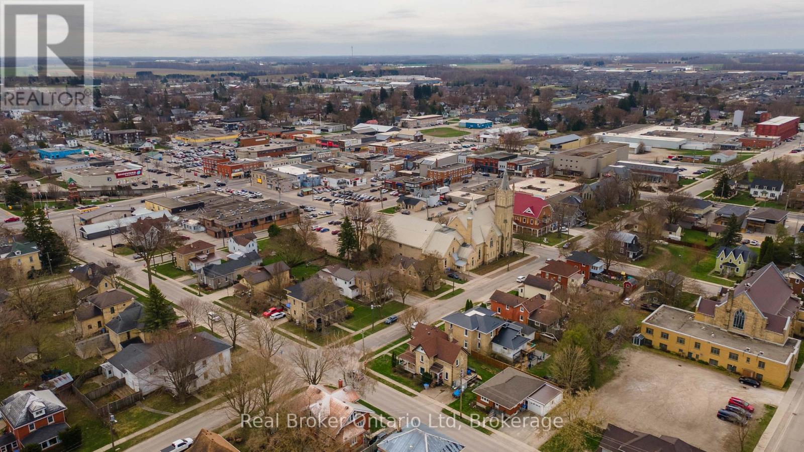 295 Livingstone Avenue N, North Perth, Ontario  N4W 1P8 - Photo 31 - X12107490