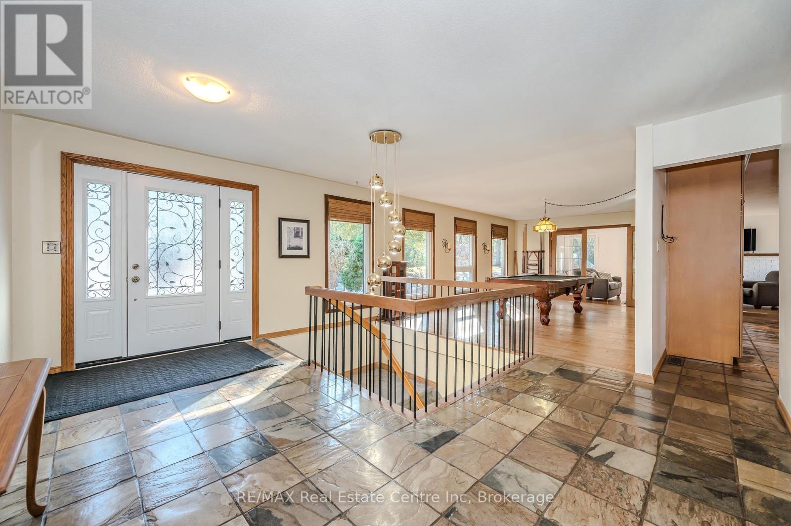 4891 Wellington Road 29 Road, Guelph/eramosa, Ontario  N1H 6H8 - Photo 6 - X12108063
