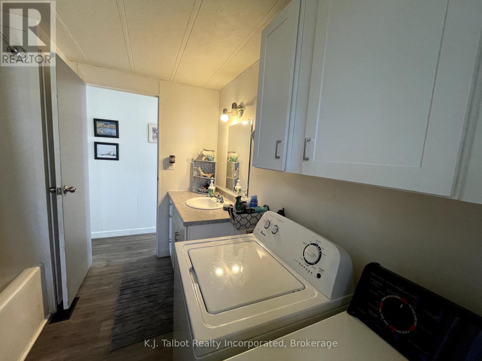 27 Cranberry Drive, Ashfield-Colborne-Wawanosh, Ontario  N7A 3Y3 - Photo 26 - X12108323