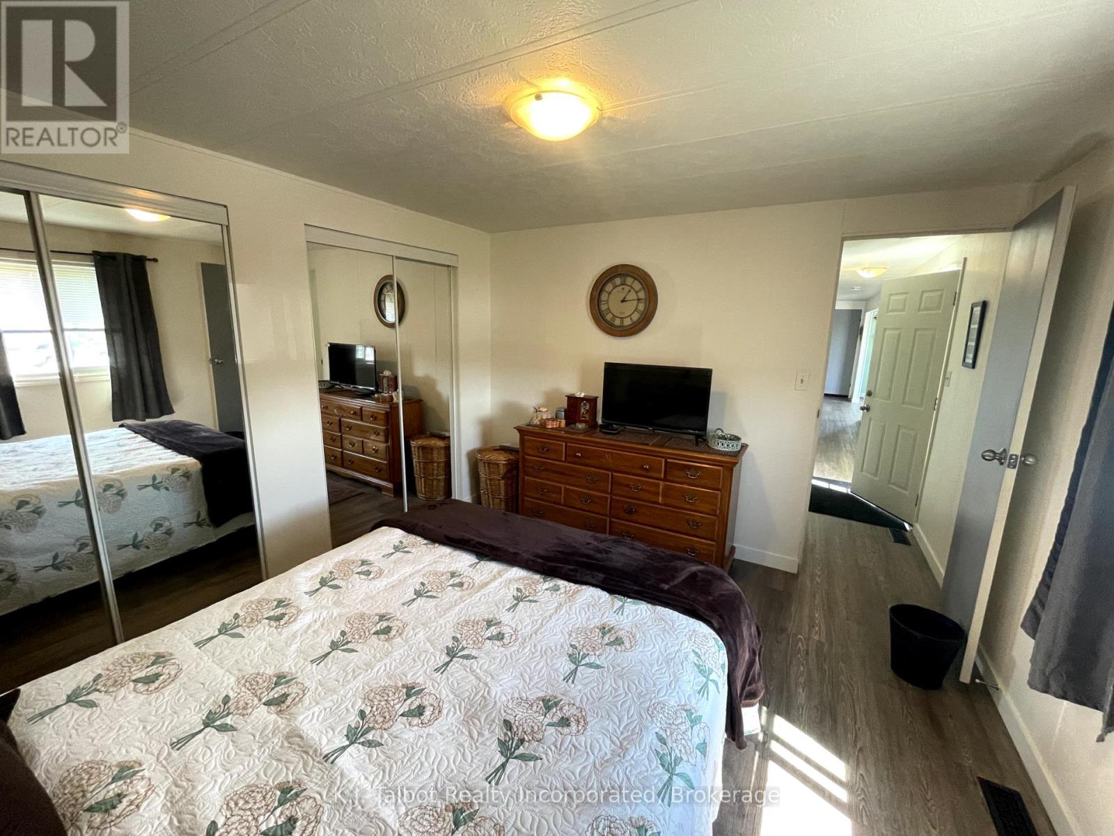 27 Cranberry Drive, Ashfield-Colborne-Wawanosh, Ontario  N7A 3Y3 - Photo 31 - X12108323