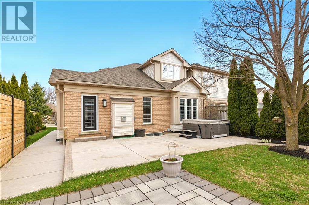 135 Reiber Court, Waterloo, Ontario  N2L 6M9 - Photo 42 - 40720769