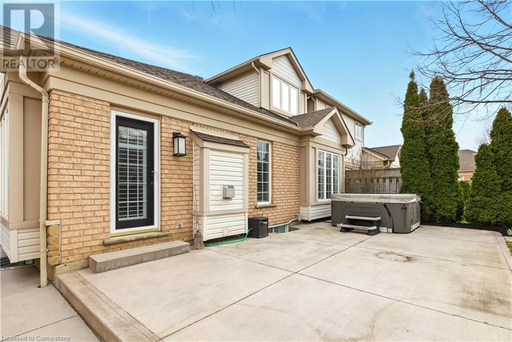 135 Reiber Court, Waterloo, Ontario  N2L 6M9 - Photo 43 - 40720769