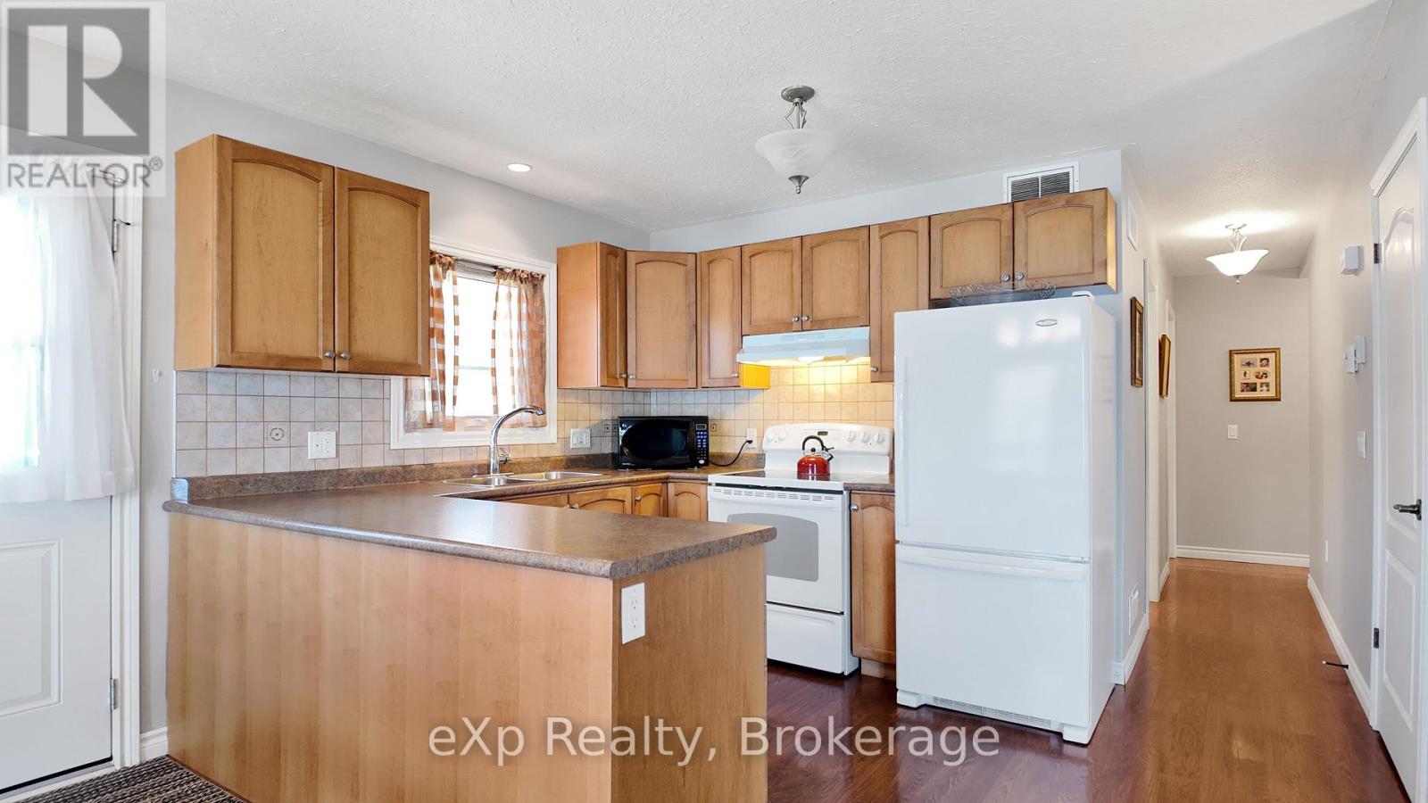 182 Lake Rosalind Road 1, Brockton, Ontario  N4N 3B9 - Photo 5 - X12108861