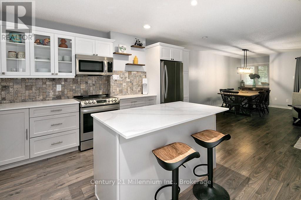 545 Oxbow Crescent, Collingwood, Ontario  L9Y 5B4 - Photo 4 - S12109890