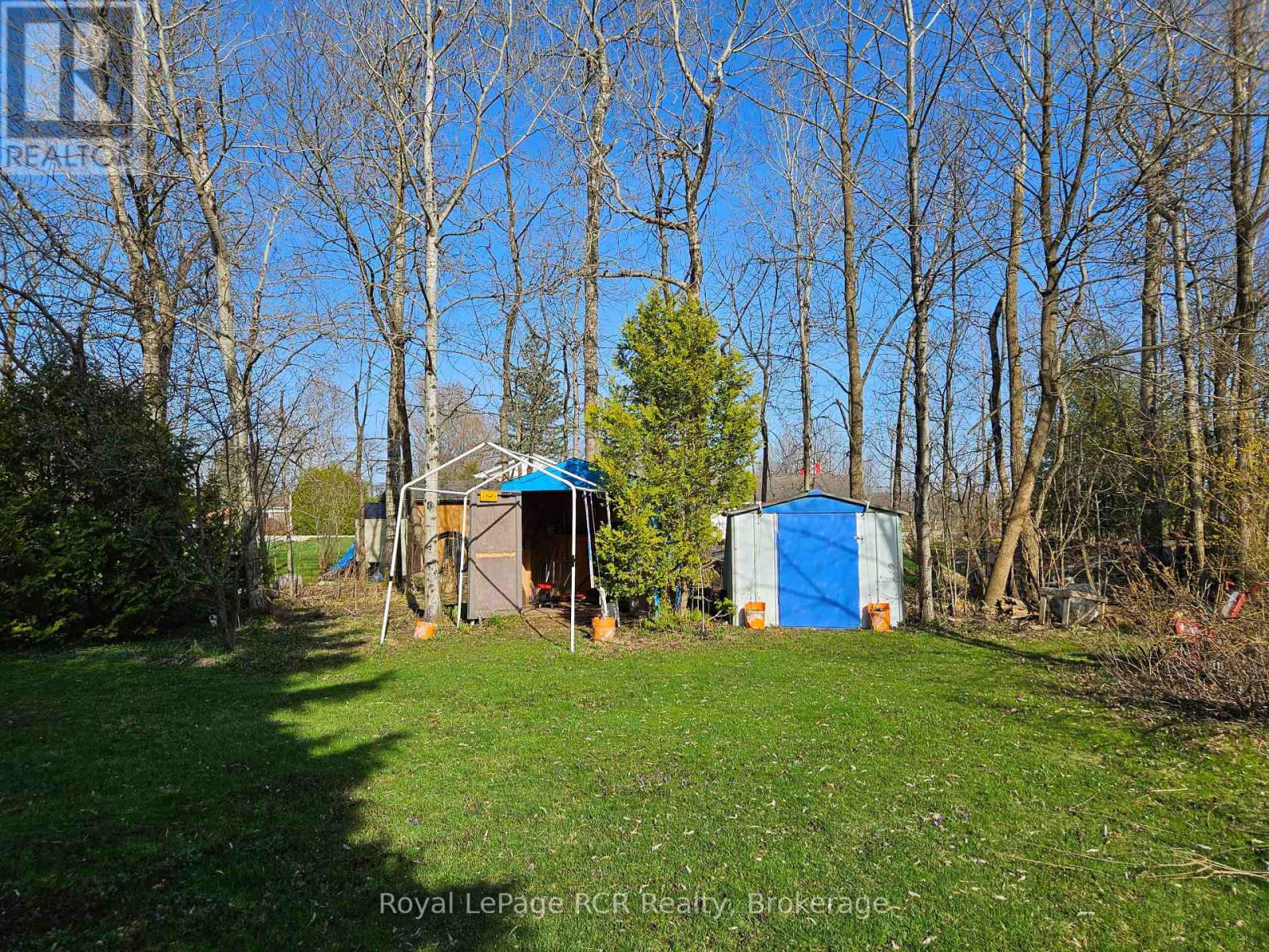 127 Kirk Street, Georgian Bluffs, Ontario  N4K 0G2 - Photo 30 - X12110467