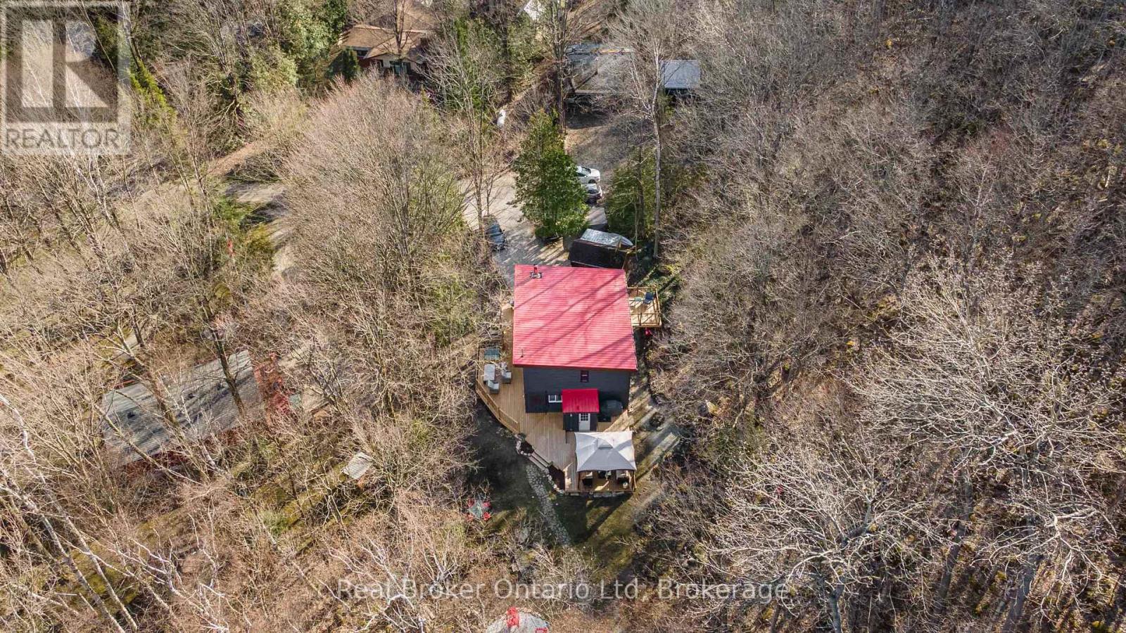 12 7th Avenue, South Bruce Peninsula, Ontario  N0H 2T0 - Photo 40 - X12111849