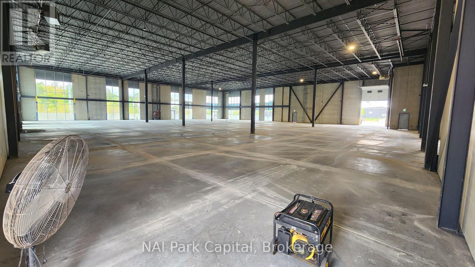 45 Goddard Crescent, Cambridge, Ontario  N3E 0B1 - Photo 5 - X12112309