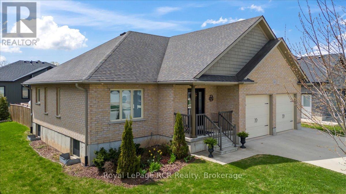 22 Fischer Dairy Road, Brockton, Ontario  N0G 2V0 - Photo 4 - X12113478