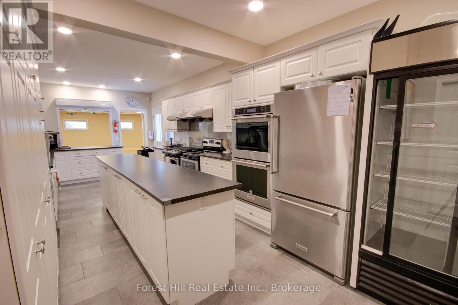 144 Pineridge Gate, Gravenhurst, Ontario  P1P 1Z1 - Photo 34 - X12114312