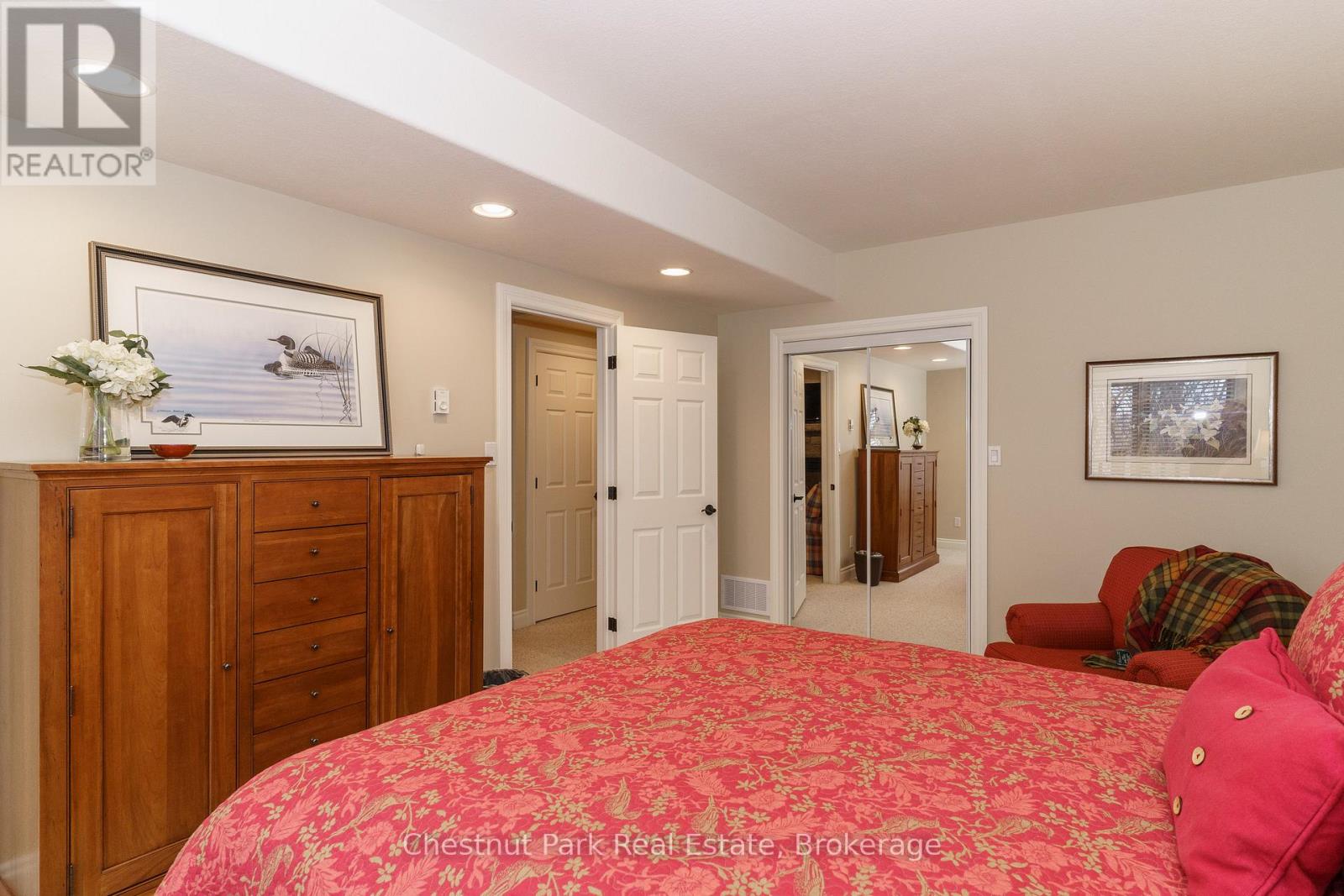 48 Estate Drive, Muskoka Lakes, Ontario  P0B 1J0 - Photo 24 - X12114536