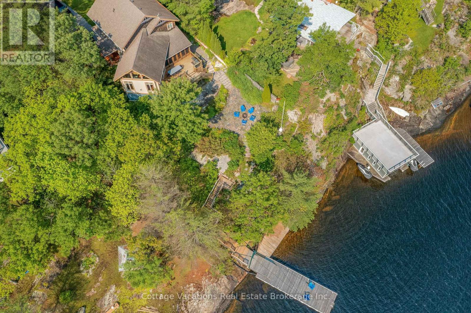 1016 Lawland Heights Road, Gravenhurst, Ontario  P1P 1R2 - Photo 3 - X12114605