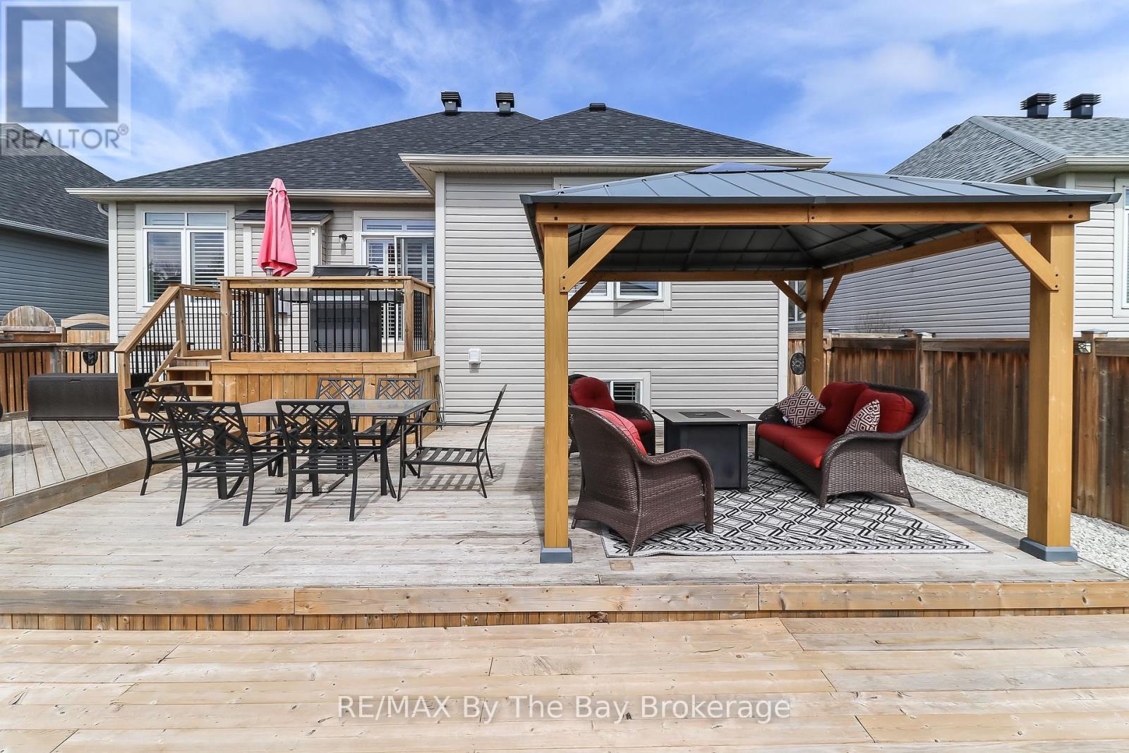 9 Broadpoint Street, Wasaga Beach, Ontario  L9Z 3B8 - Photo 27 - S12114684