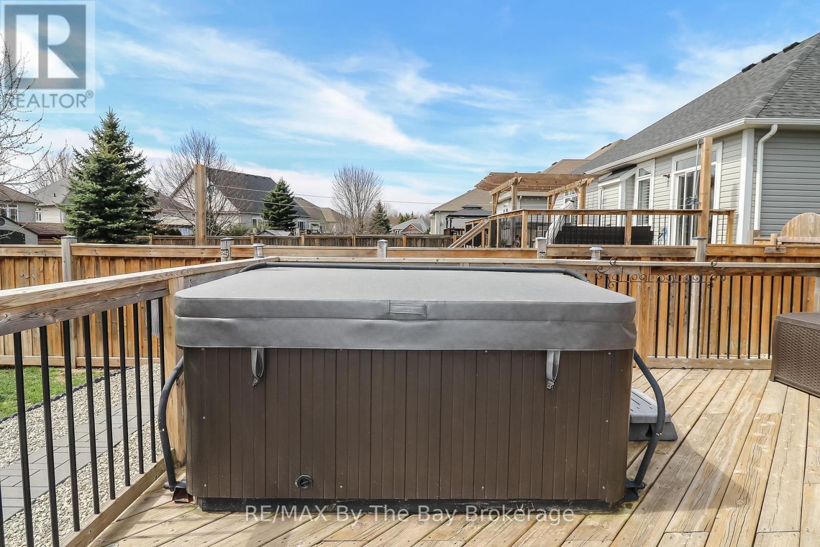 9 Broadpoint Street, Wasaga Beach, Ontario  L9Z 3B8 - Photo 28 - S12114684