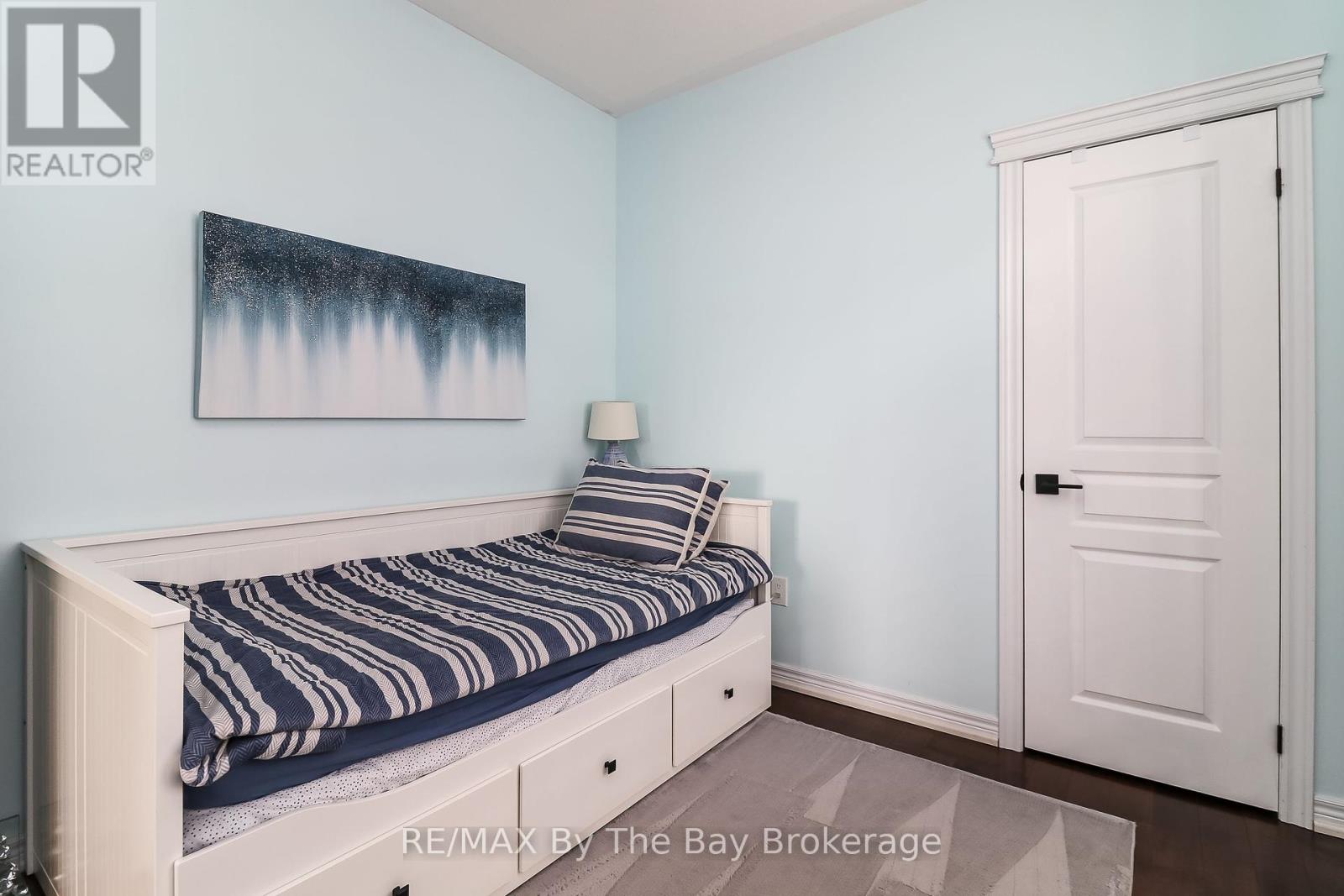 9 Broadpoint Street, Wasaga Beach, Ontario  L9Z 3B8 - Photo 35 - S12114684