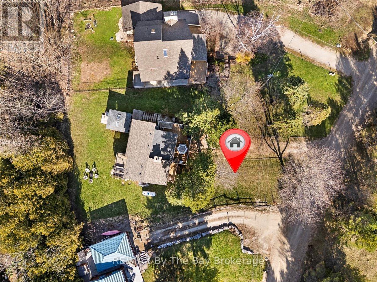 177 Talisman Mountain Drive, Grey Highlands, Ontario  N0C 1G0 - Photo 3 - X12114859