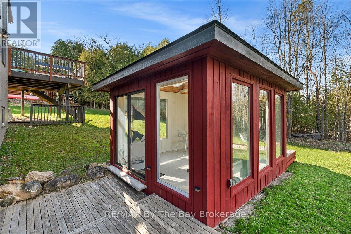 177 Talisman Mountain Drive, Grey Highlands, Ontario  N0C 1G0 - Photo 36 - X12114859