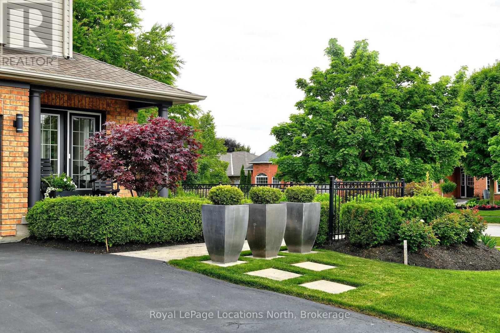 10 Georgian Meadows Drive, Collingwood, Ontario  L9Y 5N3 - Photo 4 - S12115228