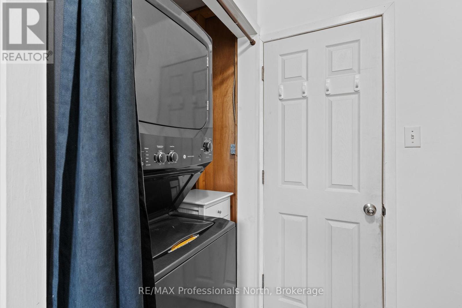 45 Newcastle Street, Minden Hills, Ontario  K0M 2K0 - Photo 22 - X12115391