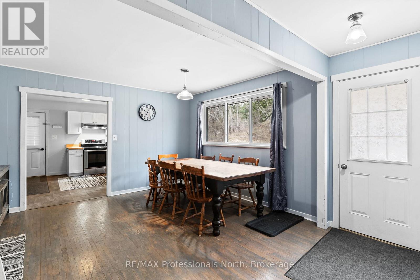 45 Newcastle Street, Minden Hills, Ontario  K0M 2K0 - Photo 4 - X12115391