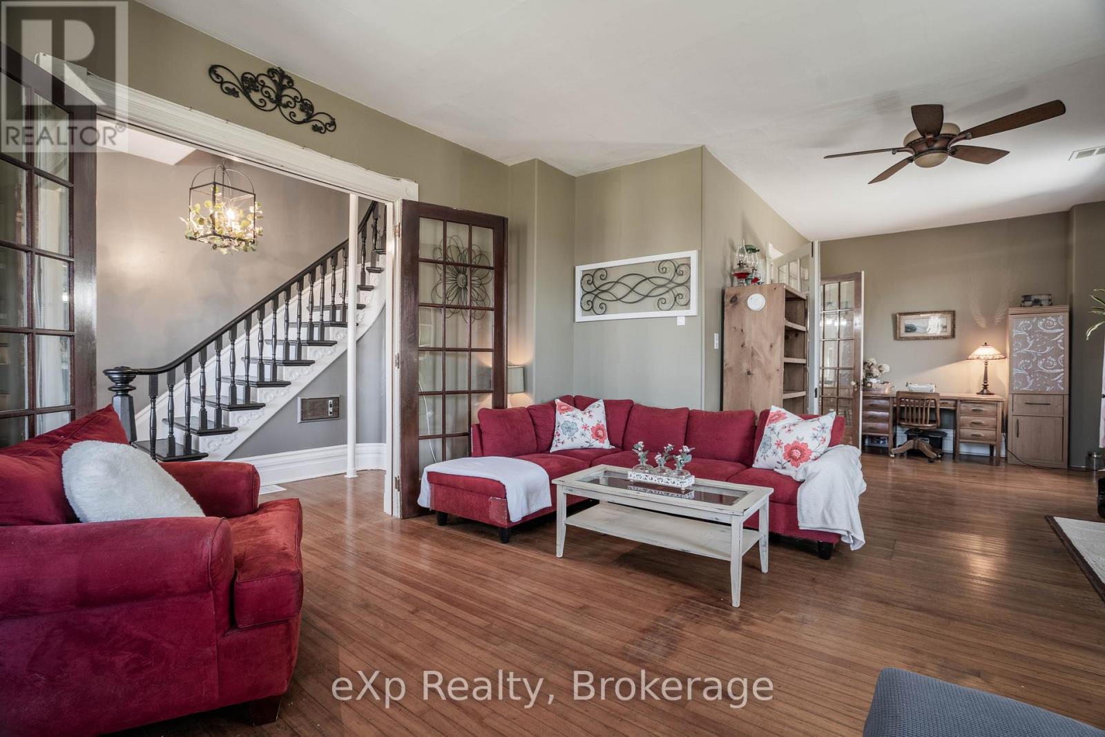 352 Berford Street, South Bruce Peninsula, Ontario  N0H 2T0 - Photo 7 - X12116022