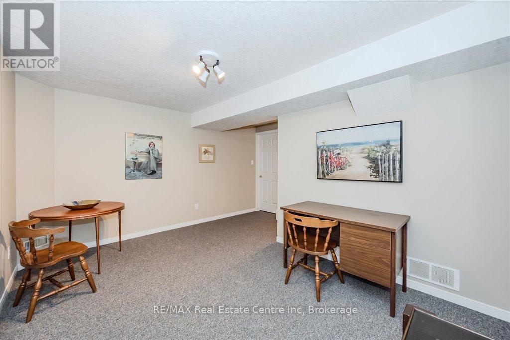 20 - 784 Gordon Street, Guelph, Ontario  N1G 5C8 - Photo 33 - X12116392