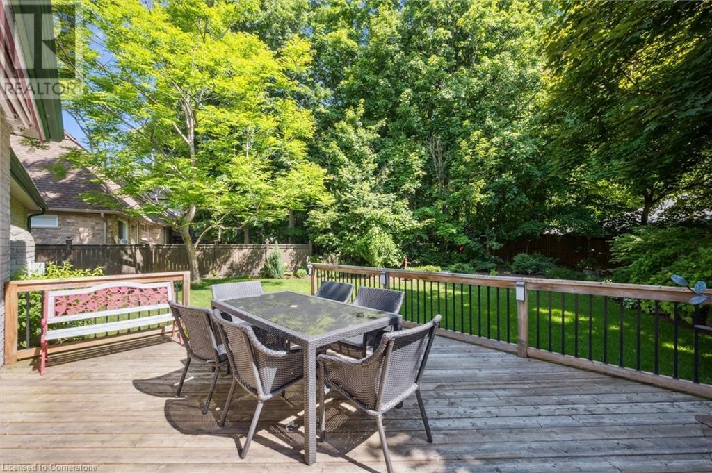 610 Burning Bush Road, Waterloo, Ontario  N2V 2A4 - Photo 39 - 40717409