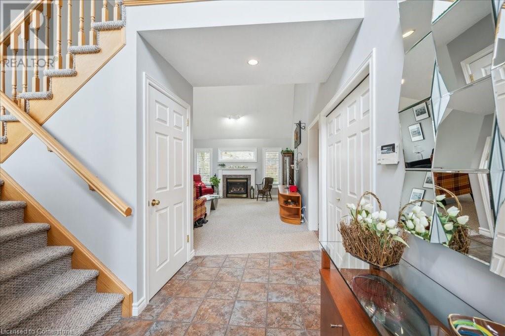 610 Burning Bush Road, Waterloo, Ontario  N2V 2A4 - Photo 5 - 40717409