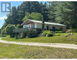 404 STISTED ROAD, Ryerson, Ontario