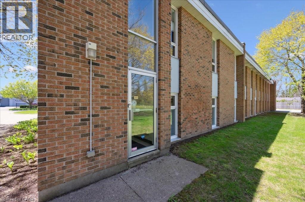380 Hibernia Street, Stratford, Ontario  N5A 5W3 - Photo 12 - 40723901