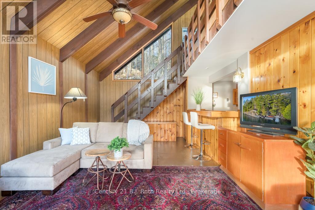 1033 Bayview Point Road, Lake Of Bays, Ontario  P0A 1H0 - Photo 11 - X12118859