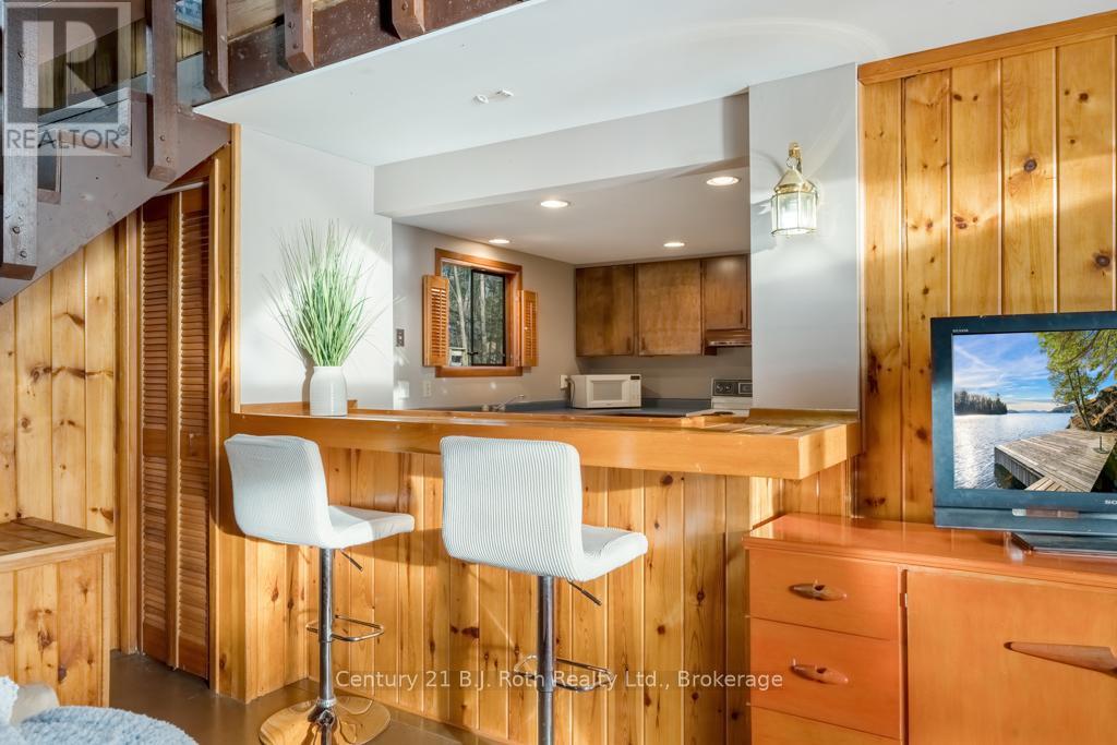 1033 Bayview Point Road, Lake Of Bays, Ontario  P0A 1H0 - Photo 15 - X12118859