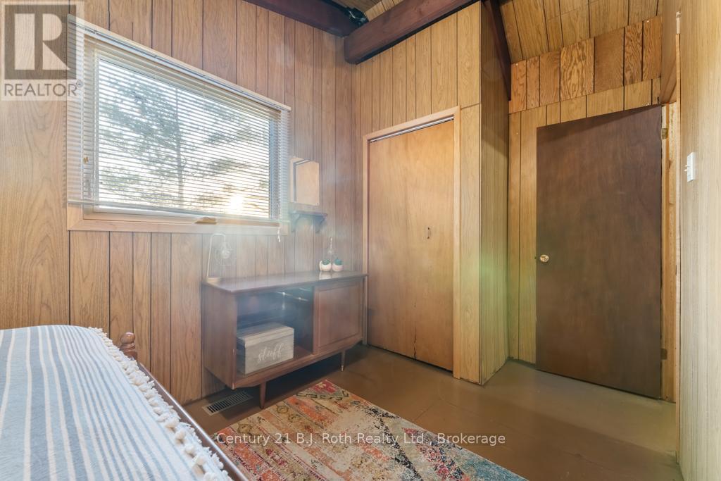 1033 Bayview Point Road, Lake Of Bays, Ontario  P0A 1H0 - Photo 26 - X12118859