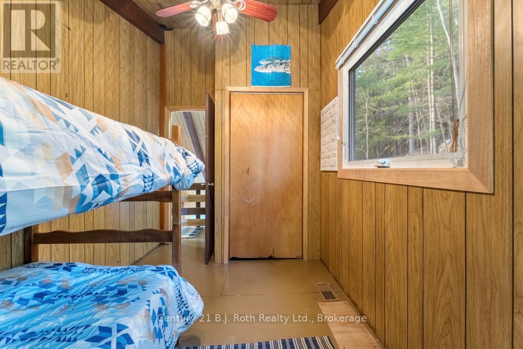 1033 Bayview Point Road, Lake Of Bays, Ontario  P0A 1H0 - Photo 27 - X12118859