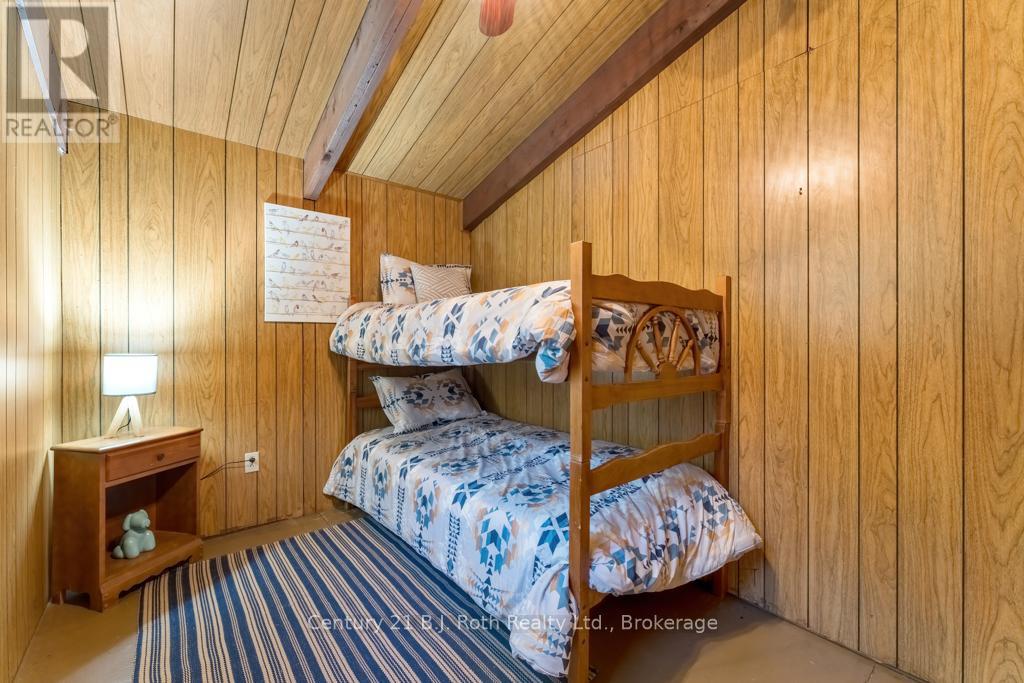 1033 Bayview Point Road, Lake Of Bays, Ontario  P0A 1H0 - Photo 28 - X12118859