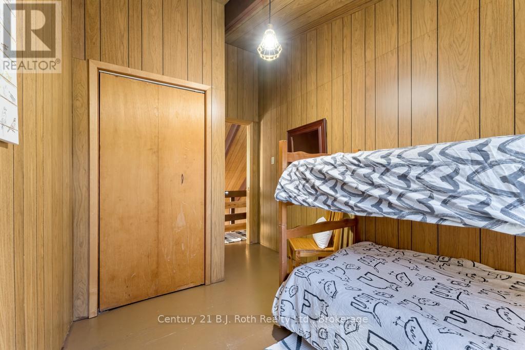 1033 Bayview Point Road, Lake Of Bays, Ontario  P0A 1H0 - Photo 30 - X12118859