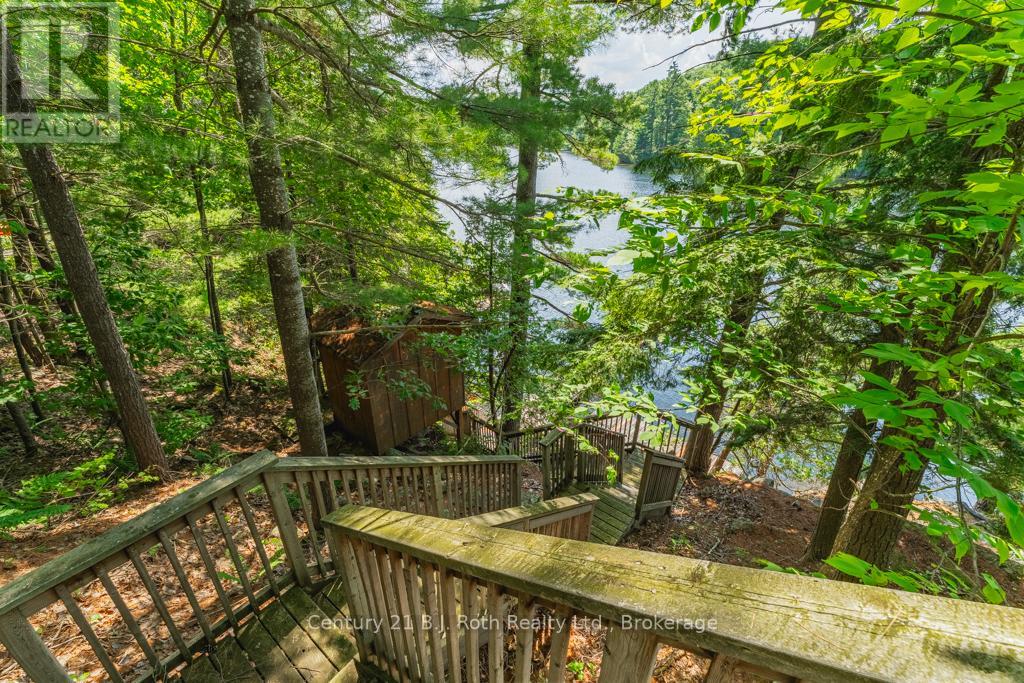 1033 Bayview Point Road, Lake Of Bays, Ontario  P0A 1H0 - Photo 34 - X12118859